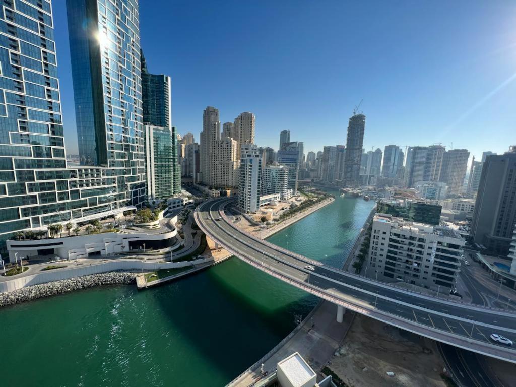 52-42 Dubai Marina Exterior photo